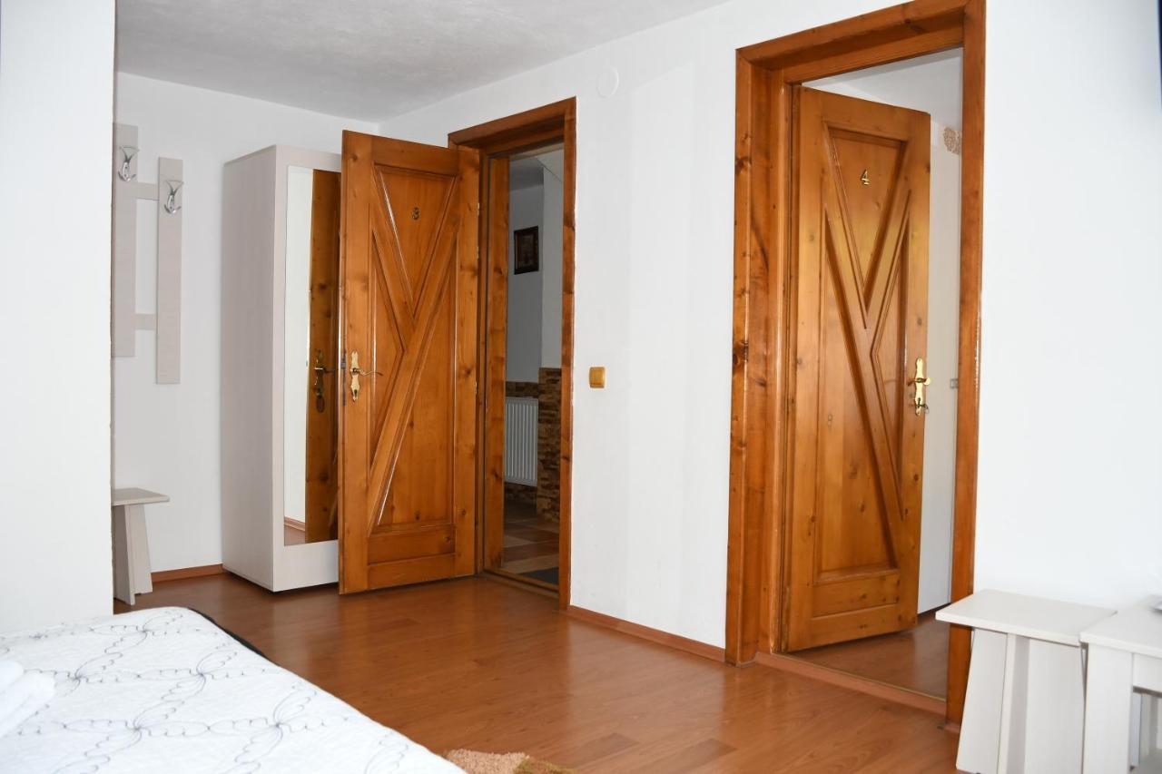 Vila Simona Moeciu De Sus Buitenkant foto